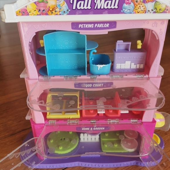 Shopkins - Tall mall - Picture 3 of 10